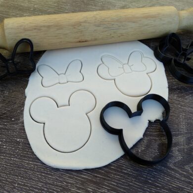 mickey and minnuie mouse cookie fondant cutter embosser
